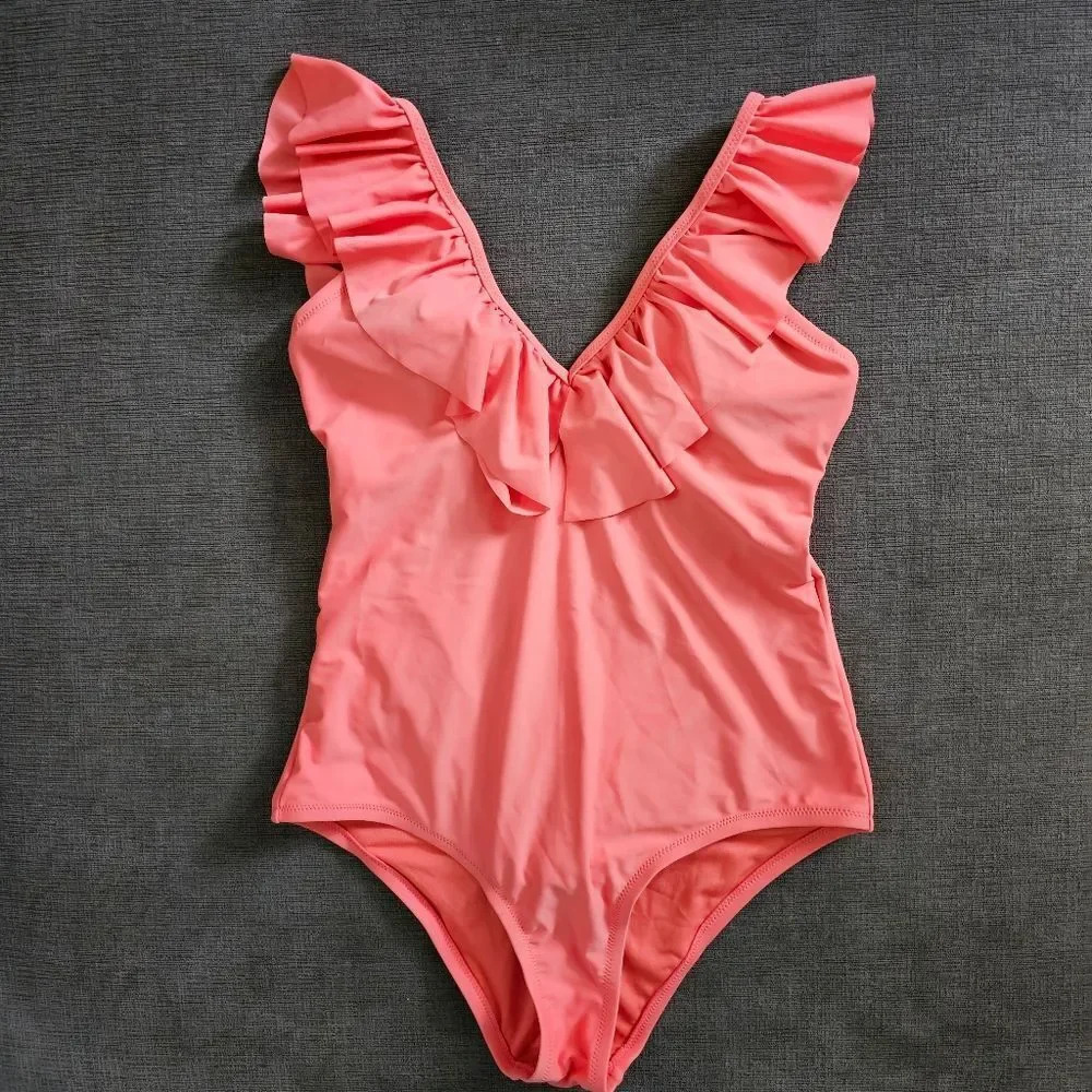 Jessica Simpson Women's One-Piece Ruffle Shoulder Swimsuit size small